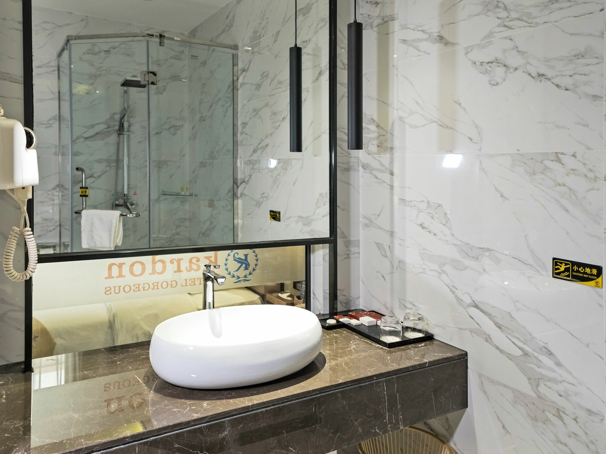 Kardon Hotel Gorgeous Canton Extérieur photo