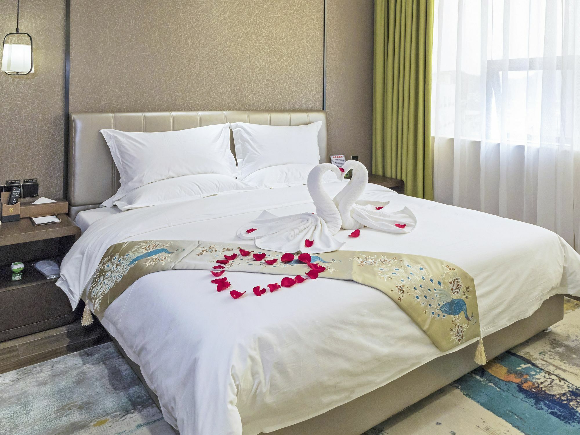Kardon Hotel Gorgeous Canton Extérieur photo